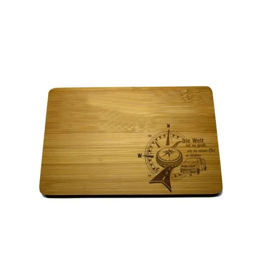 VW Bus T6 - Die Welt ist zu groß - Frühstücksbrettchen aus FSC®-zertifiziertem Bambus