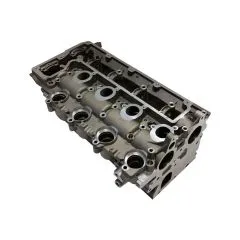 VW Bus T5 Zylinderkopf nackt 2,0 TDI 16V Common Rail
