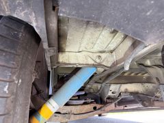 VW Bus T5 Reparaturblech Stodmpferaufnahme Hinterachse li. oder re.